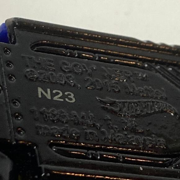 Hot Wheels The Gov'ner Diecast Car Trick Tracks Multipack 2015 Mattel Blue - Picture 4 of 11